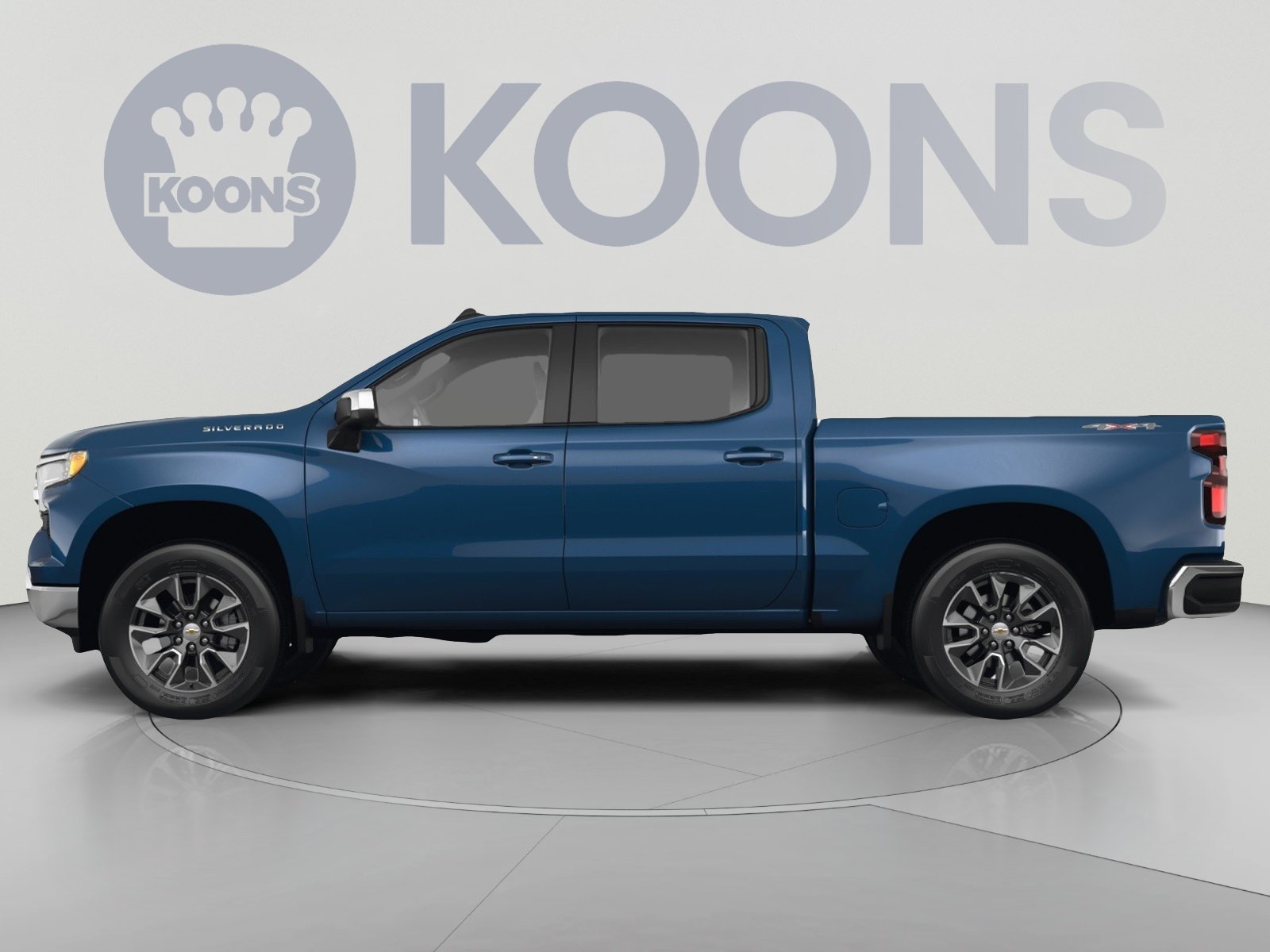 Used 2022 Chevrolet Silverado 1500 LT w/ Convenience Package II AWD/4WD image 2