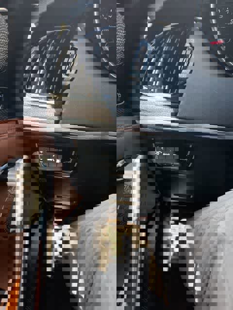 Used 2023 Kia Stinger GT2 w/ Option Group 020 AWD/4WD image 17