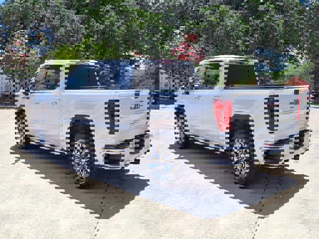 Used 2022 GMC Sierra 1500 Denali w/ Denali Reserve Package image 32