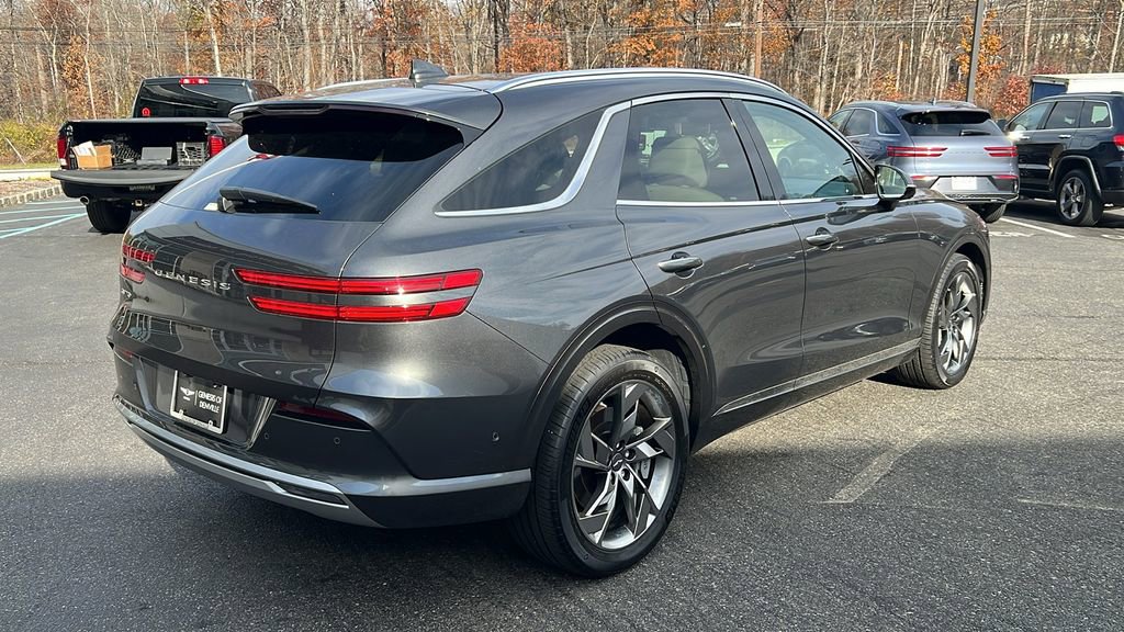 Used 2025 Genesis Electrified GV70 Advanced image 5