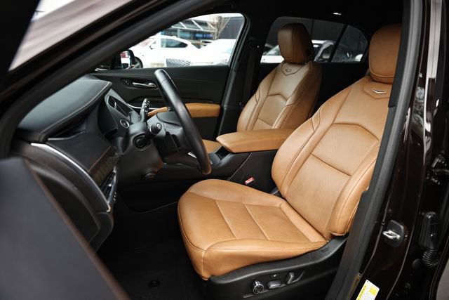 Used 2021 Cadillac XT4 Premium Luxury image 19