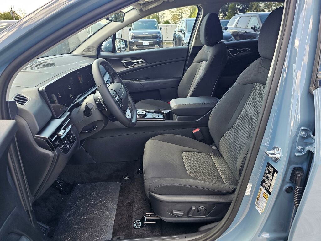New 2026 Kia Sportage S AWD/4WD image 18