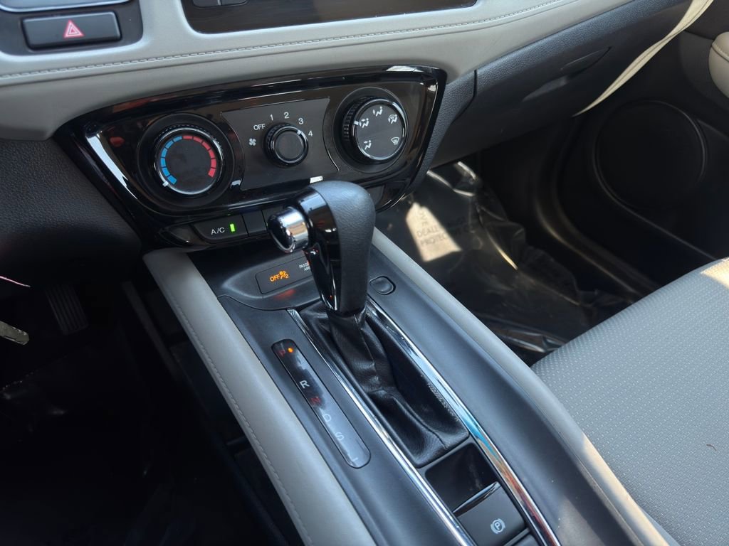 Used 2020 Honda HR-V LX image 25