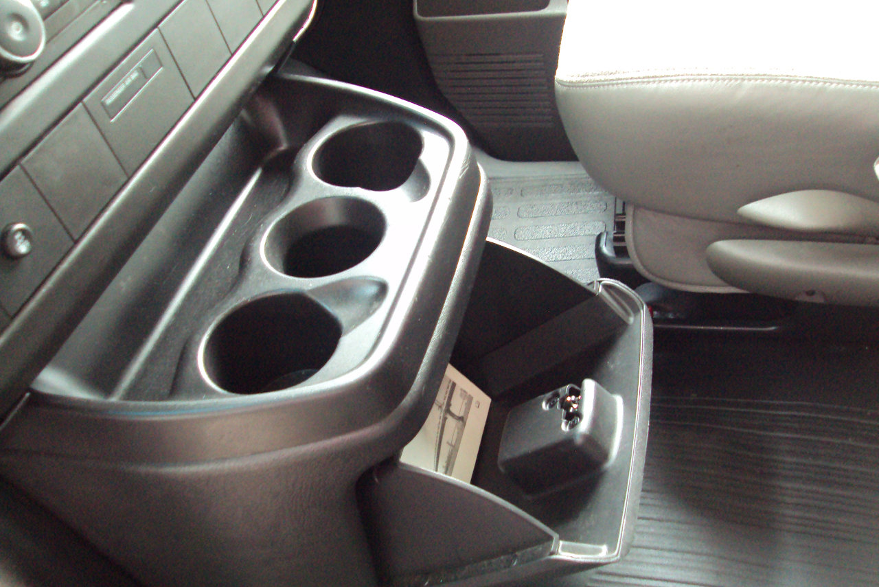 Used 2013 Chevrolet Express 1500 LT w/ LT Preferred Equipment Group image 21