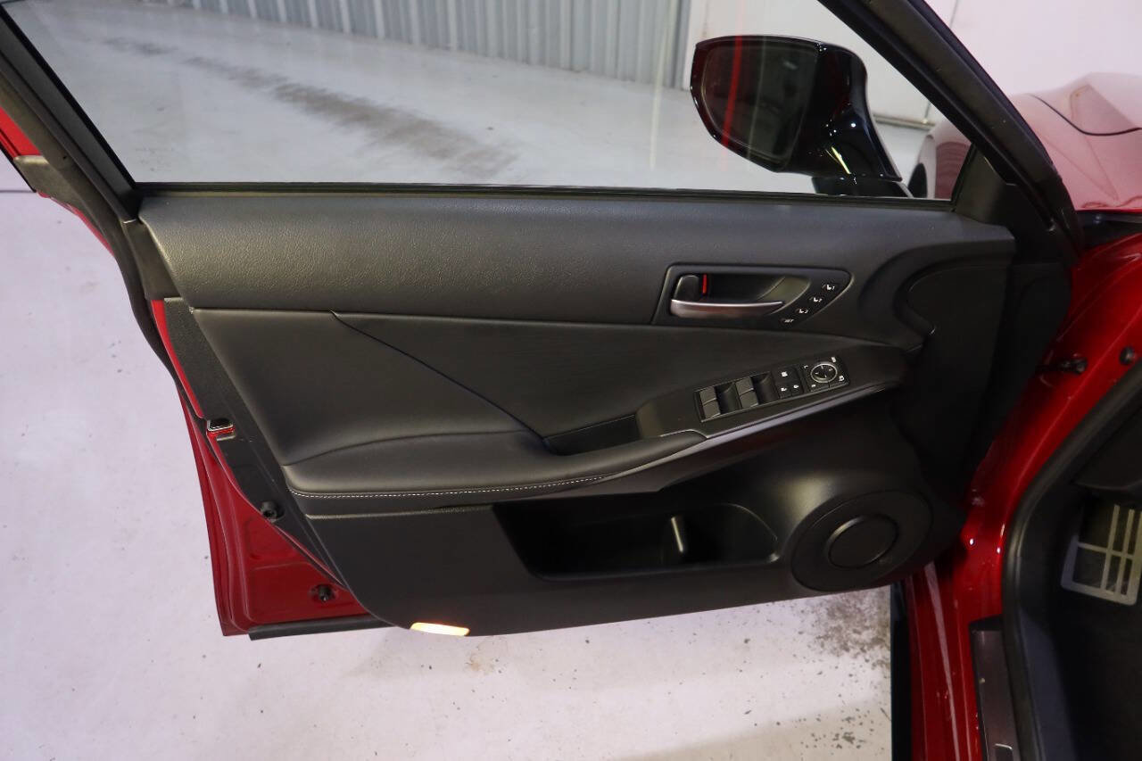 Used 2025 Lexus IS 350 F Sport RWD image 32