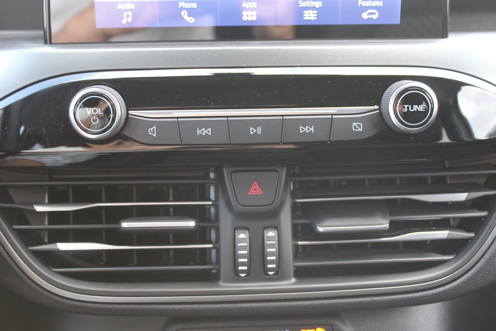 New 2026 Ford Escape Active w/ Cold Weather Package image 29