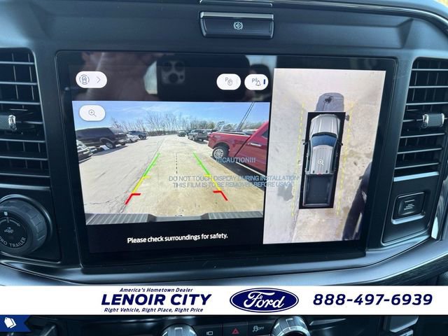 New 2026 Ford F250 Lariat w/ Black Appearance Package image 24