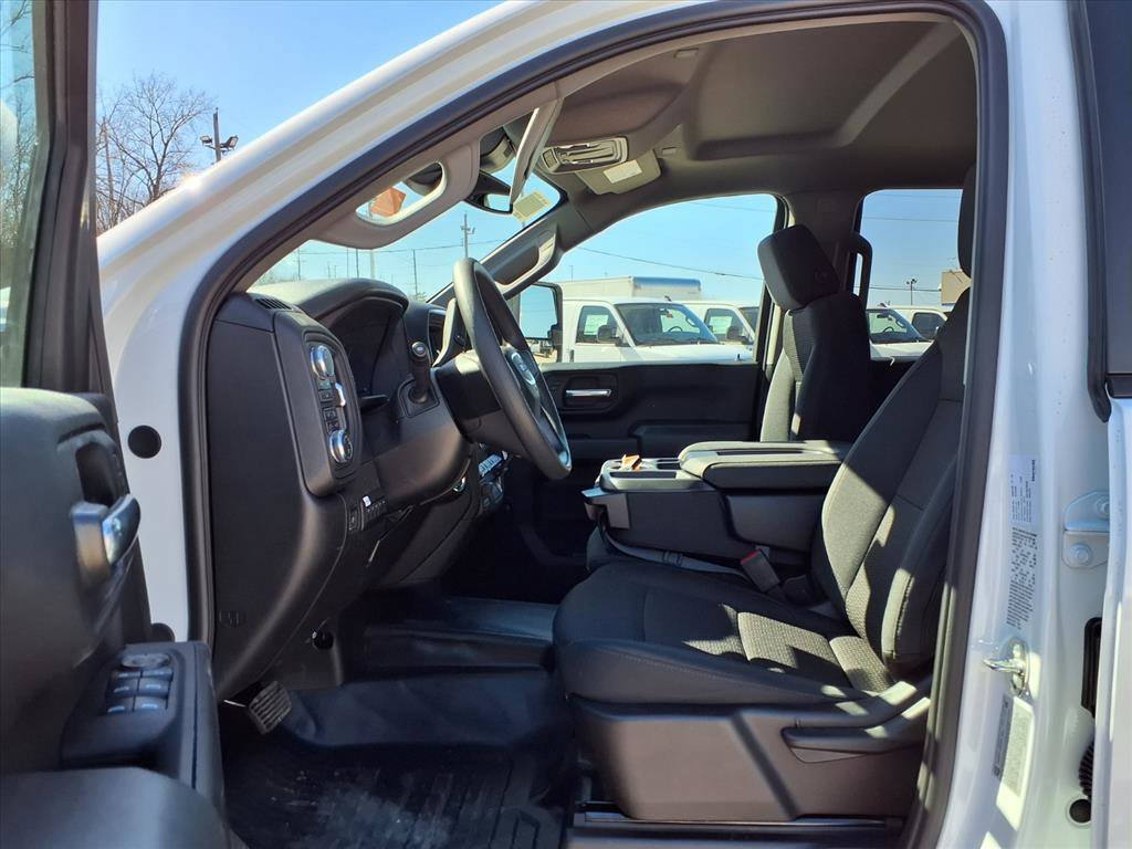 New 2026 GMC Sierra 3500 Pro w/ Convenience Package image 19