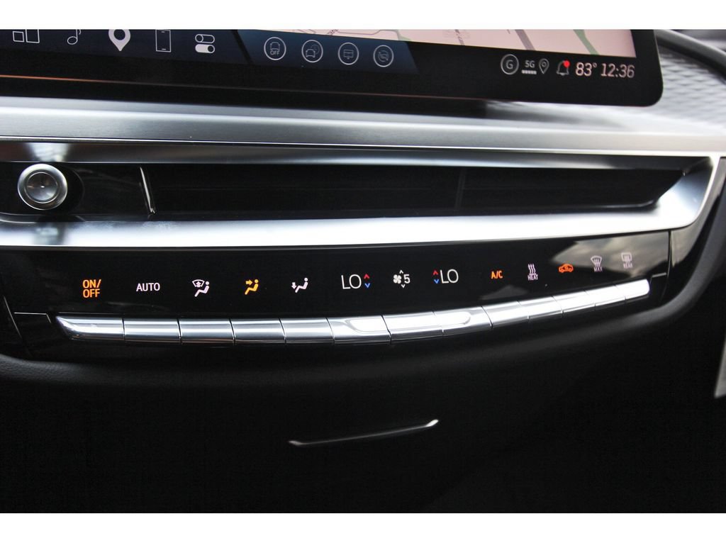 New 2027 Cadillac Lyriq Luxury RWD image 19
