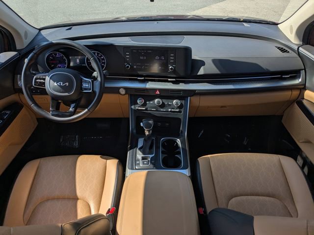 Used 2024 Kia Carnival LX FWD image 14