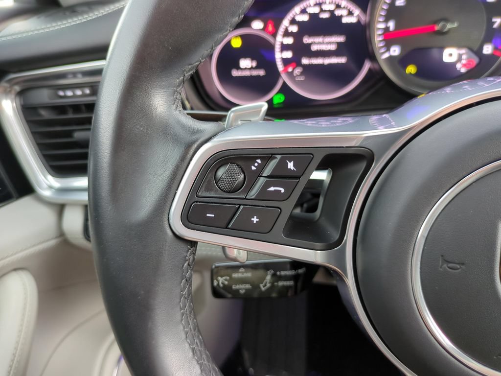 Used 2018 Porsche Panamera 4S AWD/4WD image 20