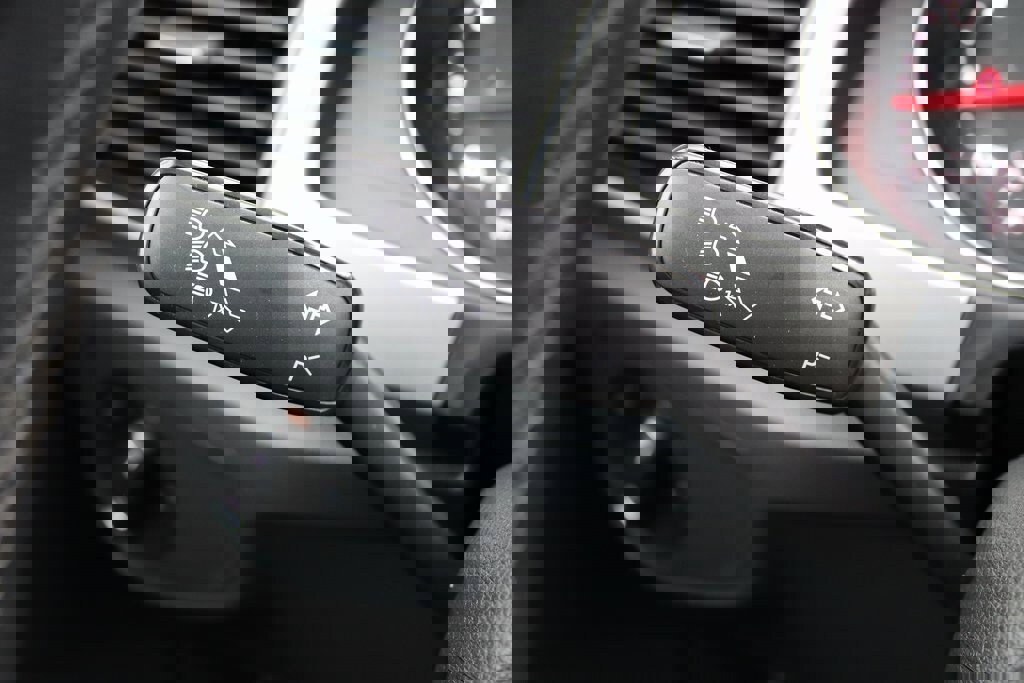 Used 2021 Volkswagen Atlas SEL image 36