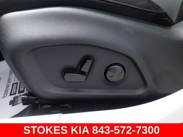 Used 2024 Jeep Compass Limited AWD/4WD image 21