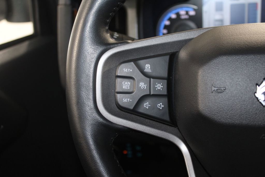 Used 2024 Ford Bronco Badlands image 37