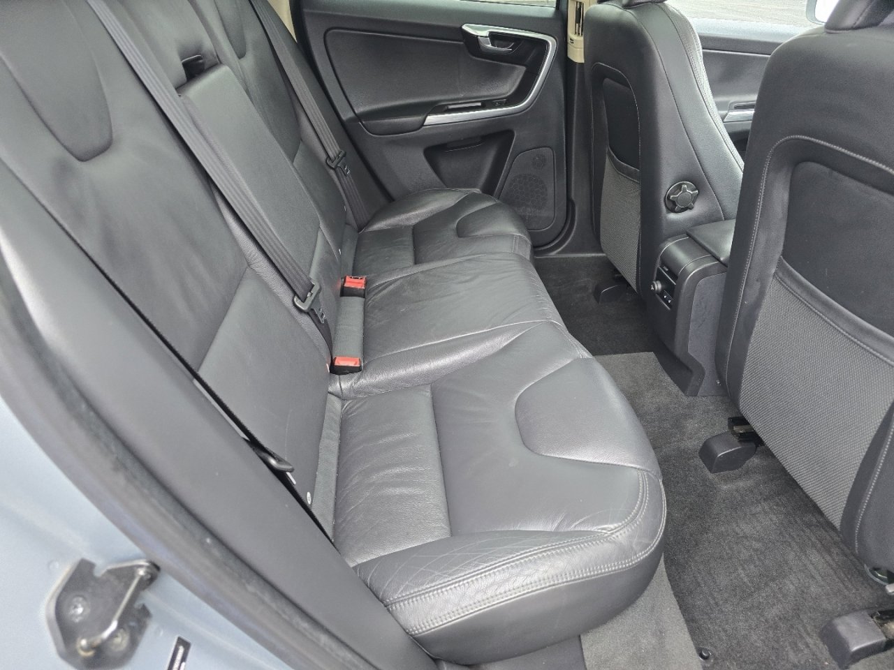 Used 2013 Volvo XC60 T6 image 19