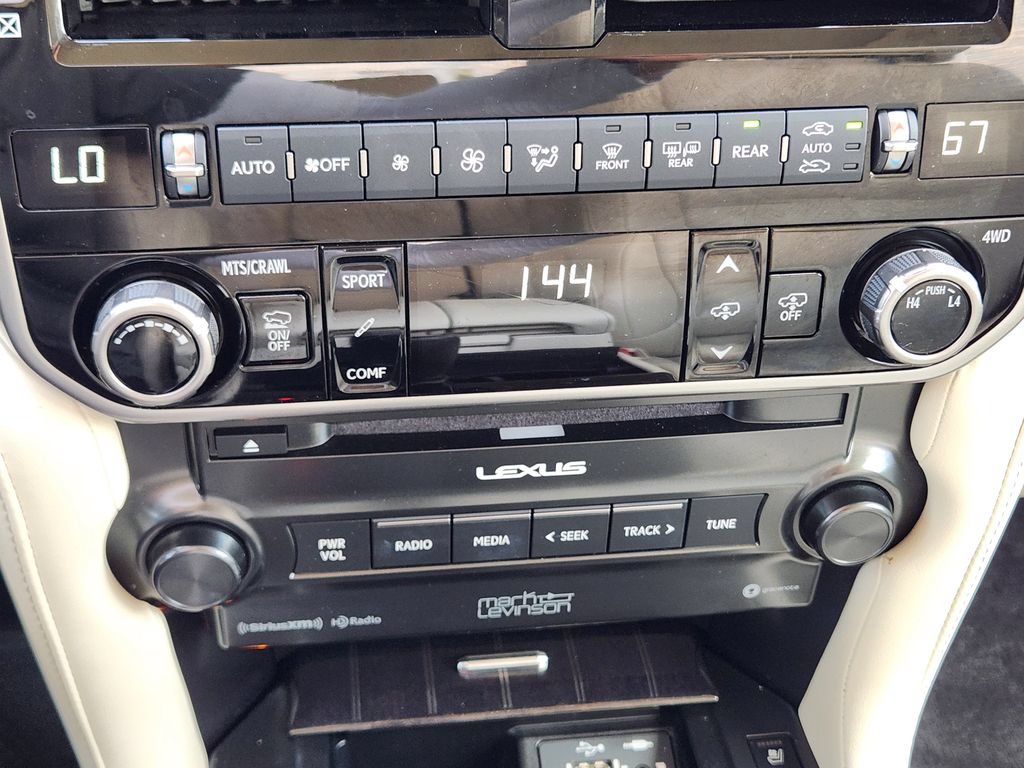 Used 2022 Lexus GX 460 Luxury w/ Off Road Package AWD/4WD image 19