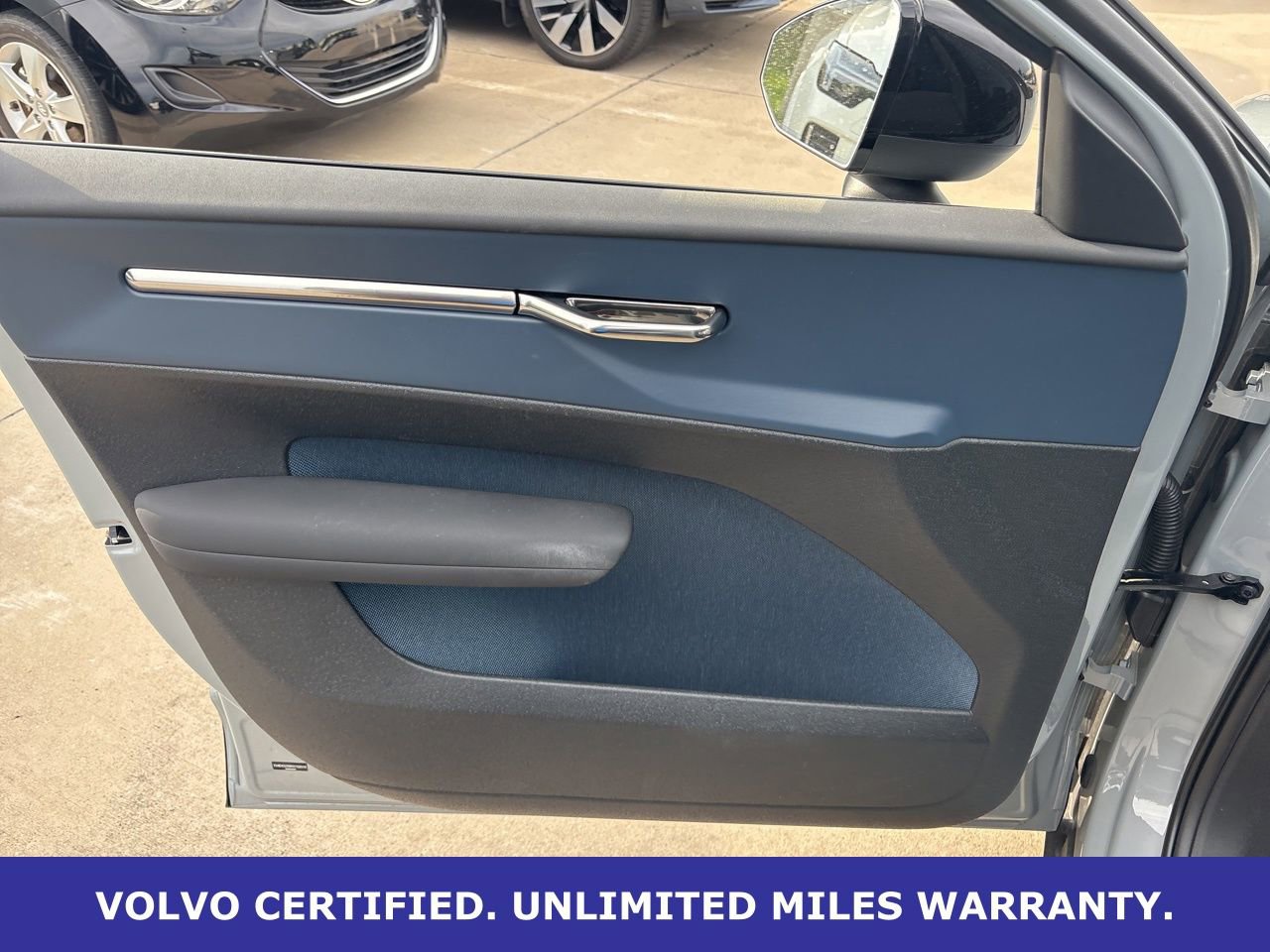 Certified 2025 Volvo EX30 Plus w/ Protection Package Premier AWD/4WD image 13
