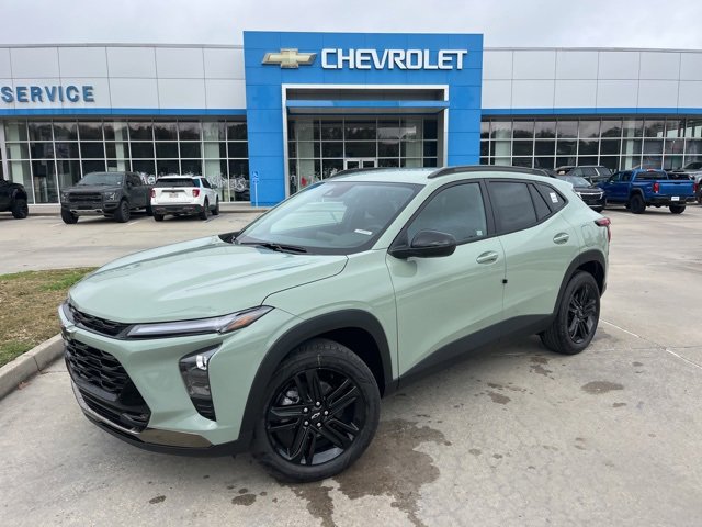 New 2026 Chevrolet Trax ACTIV image 2