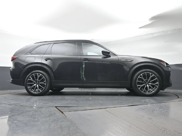 Certified 2025 MAZDA CX-70 Plug-In Hybrid w/ Premium Plus AWD/4WD image 31