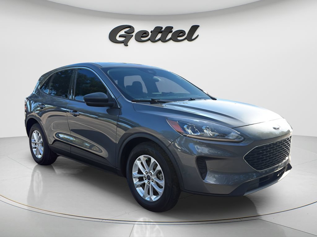 Used 2022 Ford Escape SE w/ Convenience Package FWD image 3