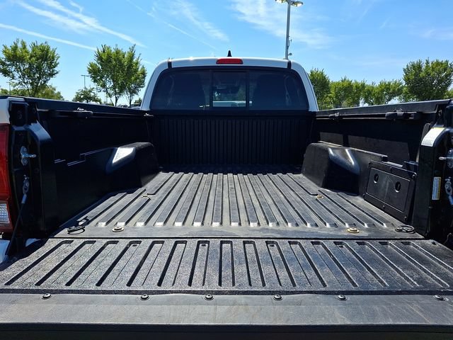 Used 2023 Toyota Tacoma SR w/ SR Convenience Package AWD/4WD image 29