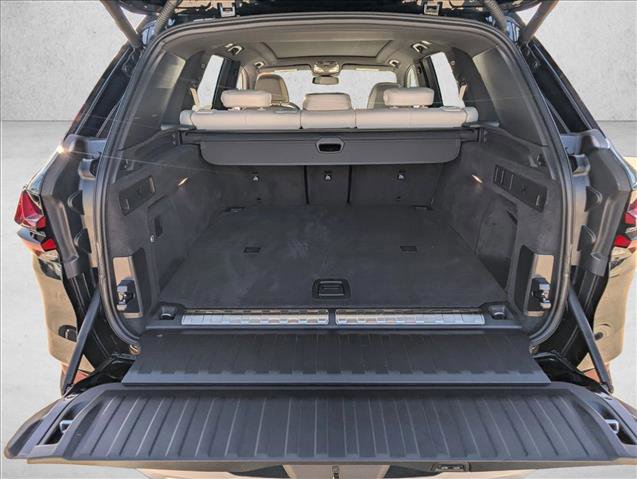 Certified 2024 BMW X5 xDrive50e w/ Premium Package AWD/4WD image 6