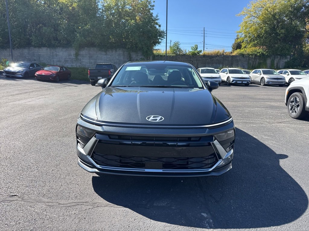 New 2026 Hyundai Sonata SE image 2