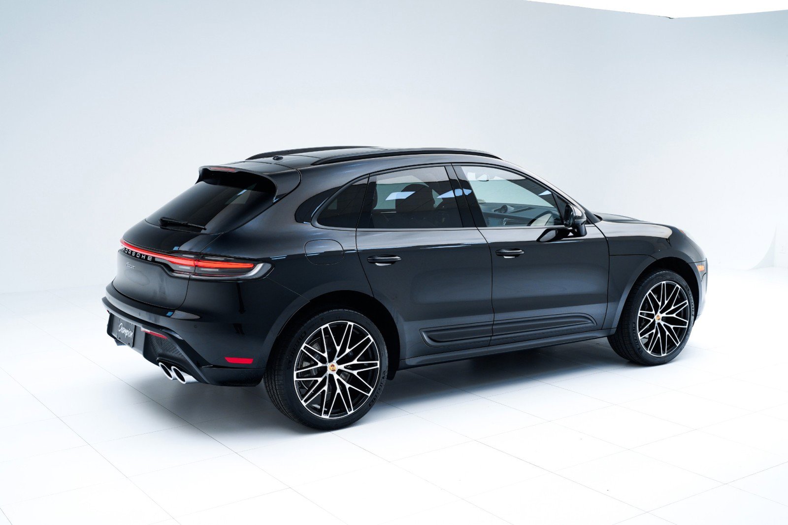 New 2026 Porsche Macan image 9