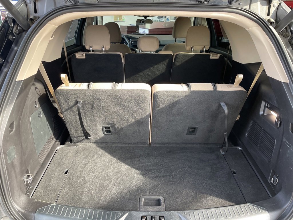 Used 2021 Ford Explorer 4WD w/ Class III Trailer Tow Package image 13