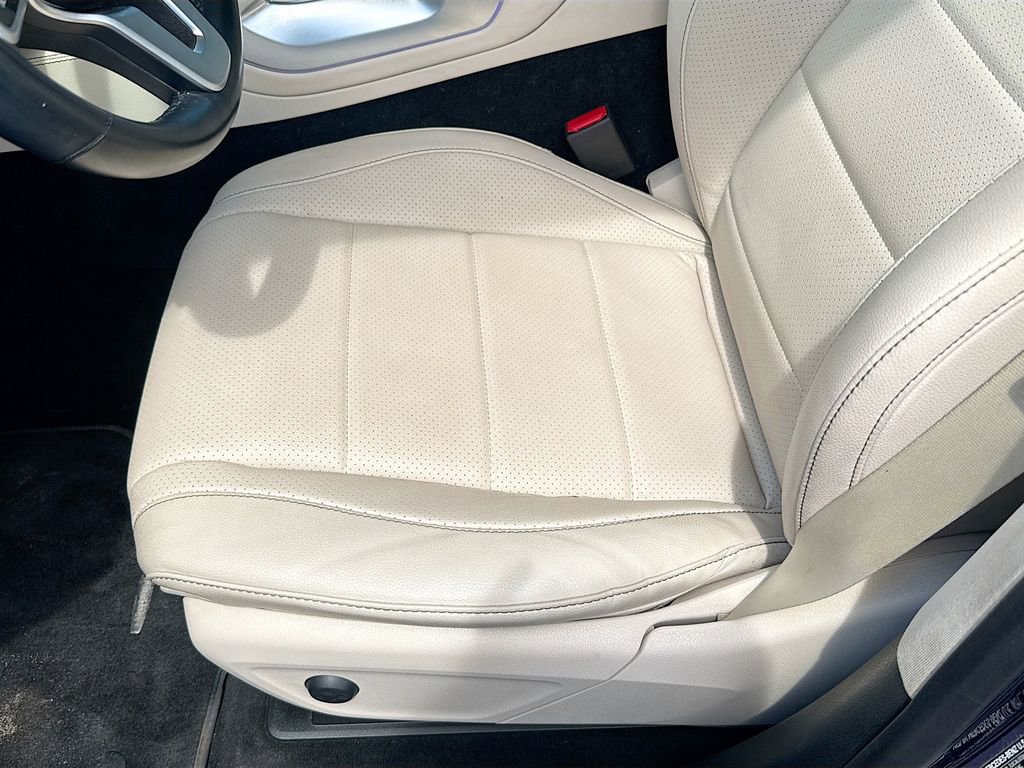 Used 2021 Mercedes-Benz GLE 350 w/ 3rd Row Seat Package image 21