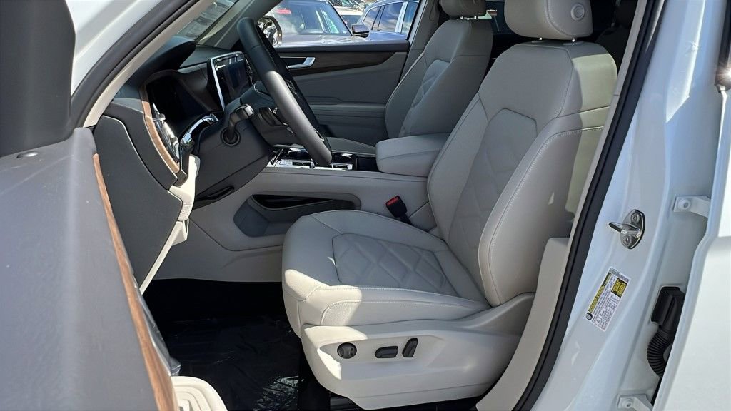 New 2026 Volkswagen Atlas SE image 18