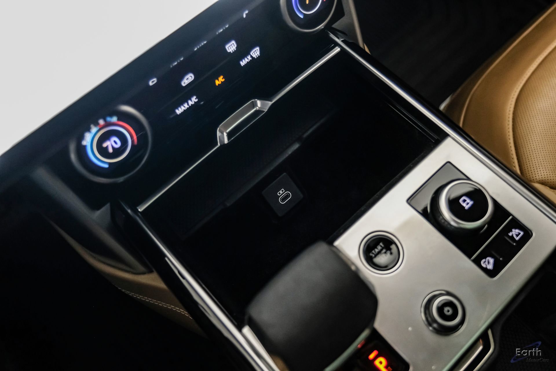 Used 2023 Land Rover Range Rover SE image 57