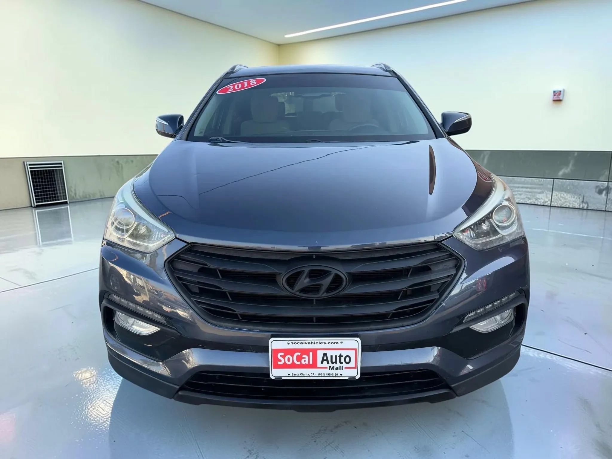 Used 2018 Hyundai Santa Fe Sport w/ 2.4L Value Package 02 FWD image 8
