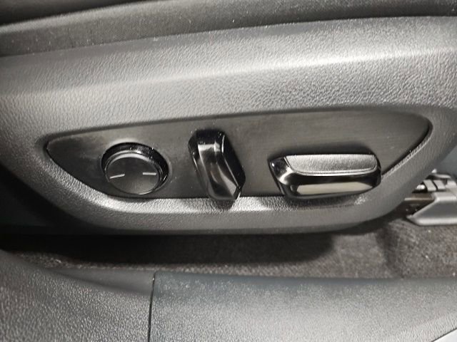 Used 2023 Lexus RX 350 F Sport w/ Accessory Package image 39