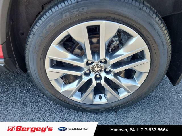 Used 2023 Toyota RAV4 XLE Premium AWD/4WD image 18
