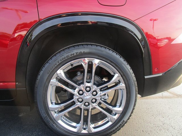 New 2026 Chevrolet Traverse High Country w/ LPO, Floor Liner Package image 2