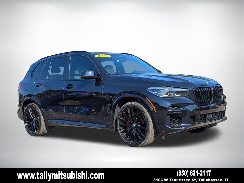 Used 2022 BMW X5 xDrive40i w/ M Sport Package AWD/4WD image 1
