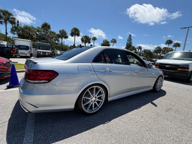 Used 2014 Mercedes-Benz E 350 4MATIC Sedan image 11