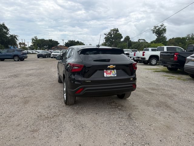 New 2026 Chevrolet Trax LS w/ LS Convenience Package FWD image 10