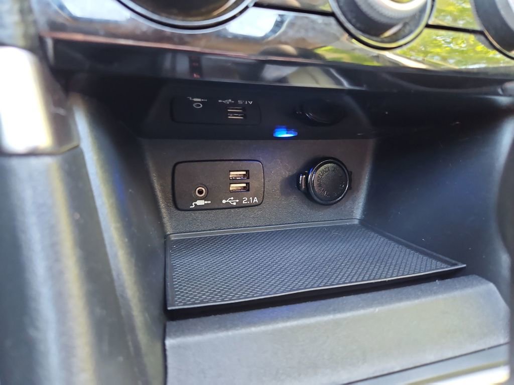 Used 2020 Subaru Forester Premium AWD/4WD image 21