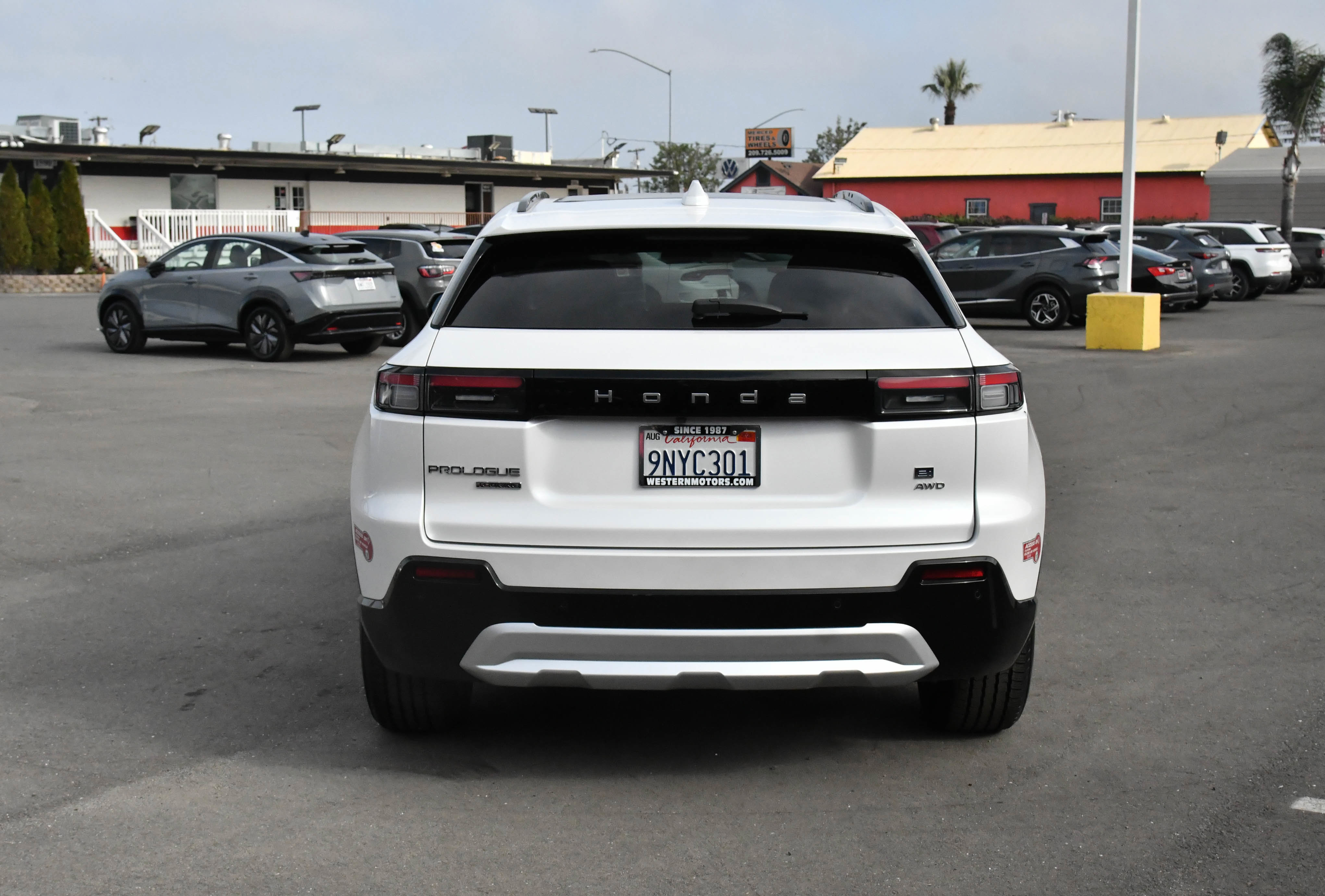 Used 2024 Honda Prologue Touring image 7