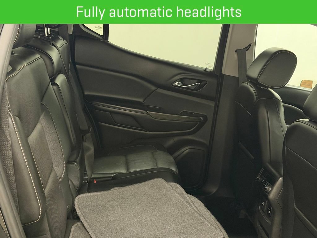 Certified 2017 GMC Acadia SLT AWD/4WD image 16
