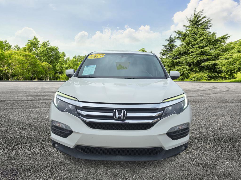 Used 2017 Honda Pilot EX image 2