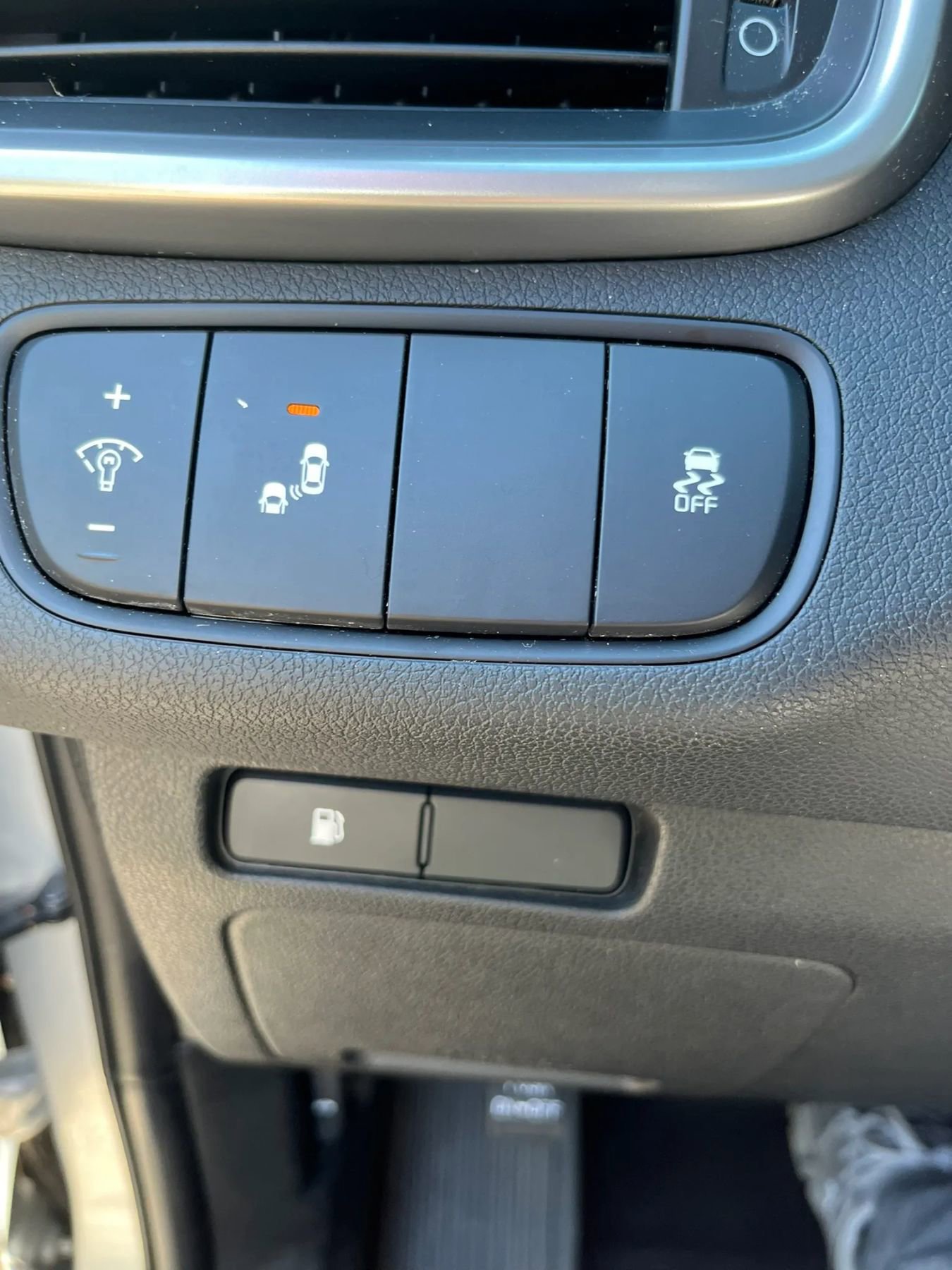 Used 2019 Kia Sorento LX w/ Option Group 020 image 17