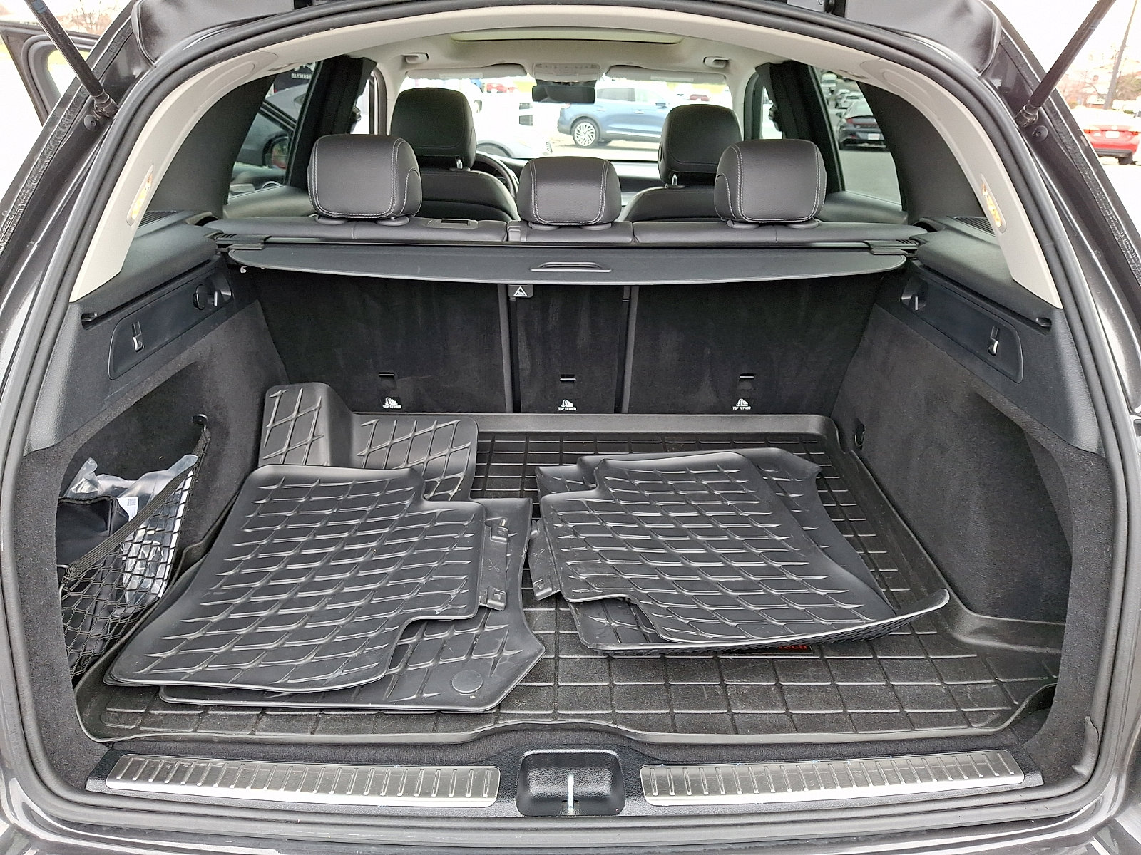 Used 2021 Mercedes-Benz GLC 300 4MATIC image 28