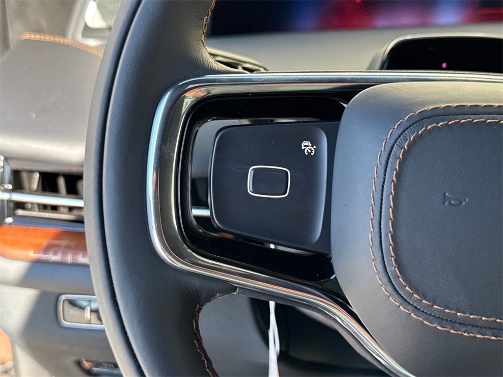 New 2025 Lincoln Navigator Black Label image 38