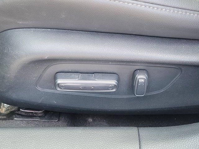 Used 2024 Honda Civic EX-L image 17