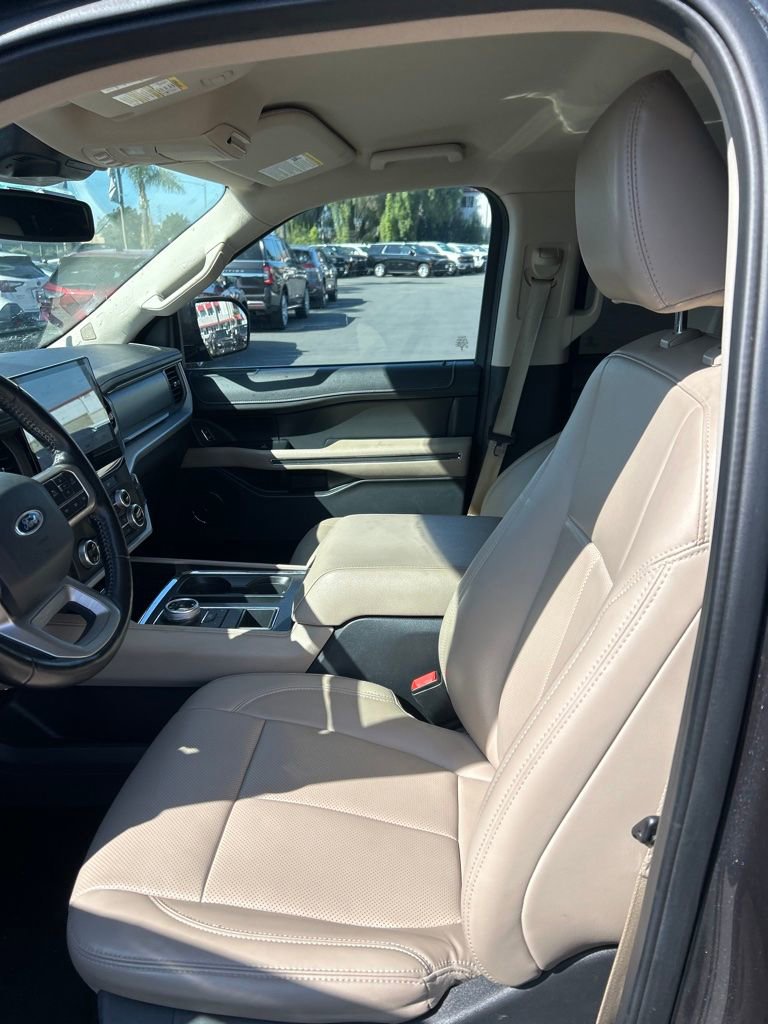 Used 2023 Ford Expedition Max XLT RWD image 14