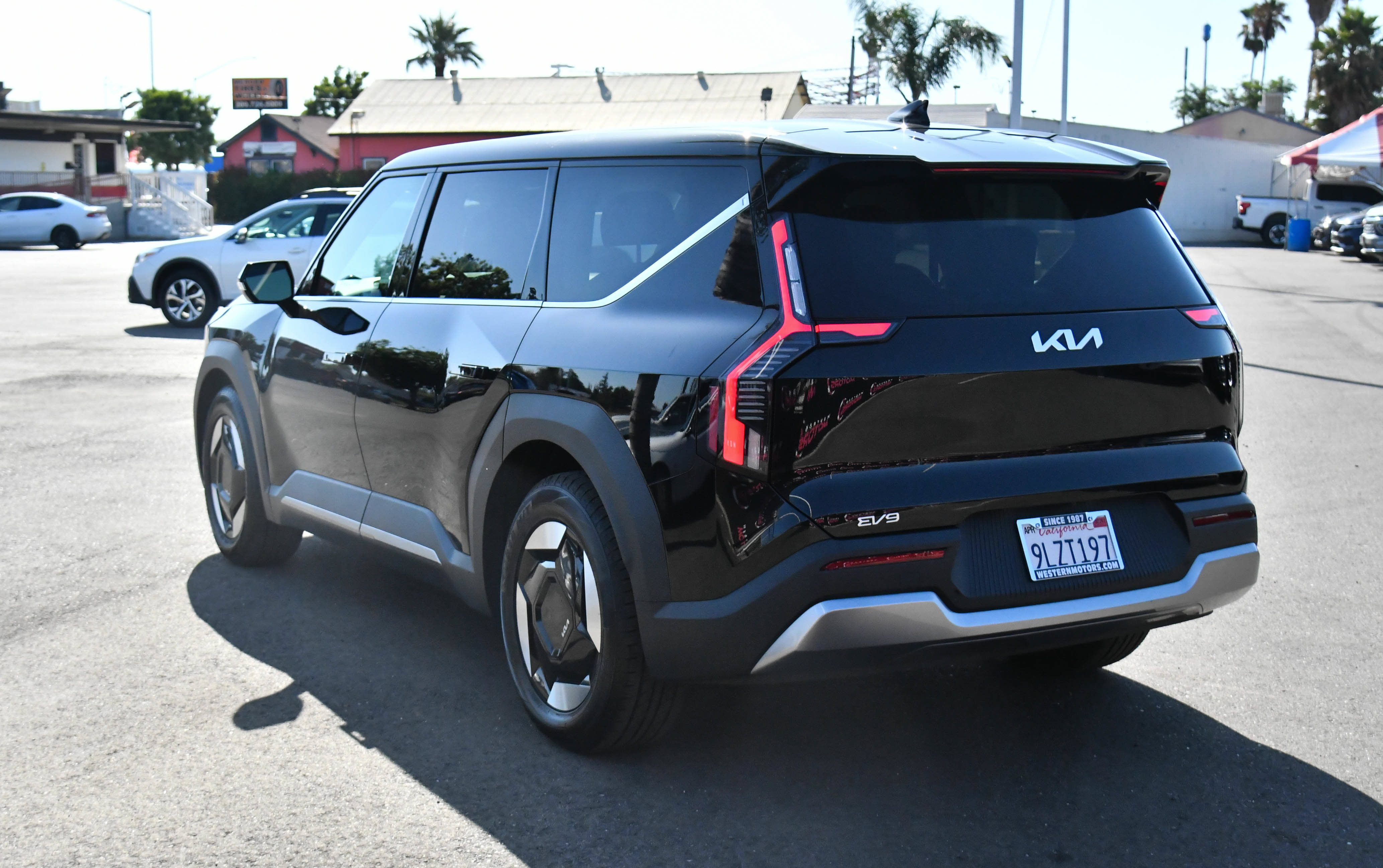 Used 2024 Kia EV9 Light Long Range RWD image 6