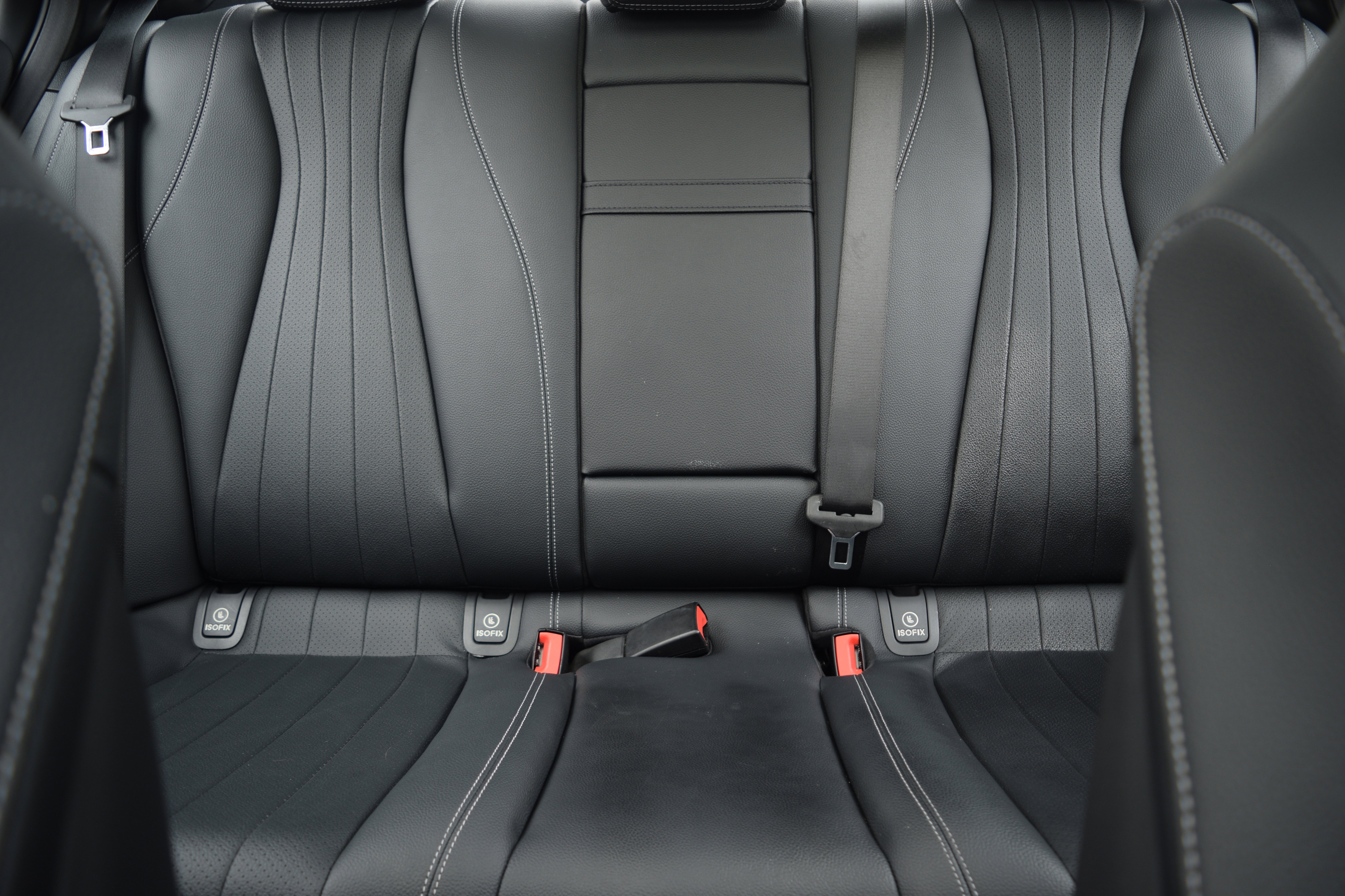 Used 2022 Mercedes-Benz E 350 4MATIC Sedan image 16